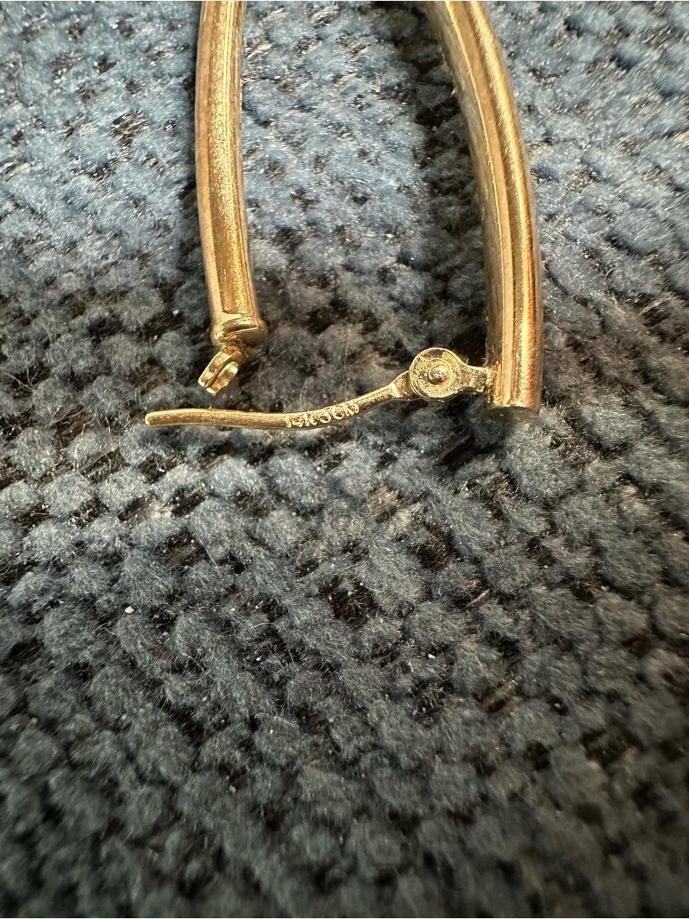 14k Gold “unique” & “different” shaped Hoop Earrings - Picture 8 of 8
